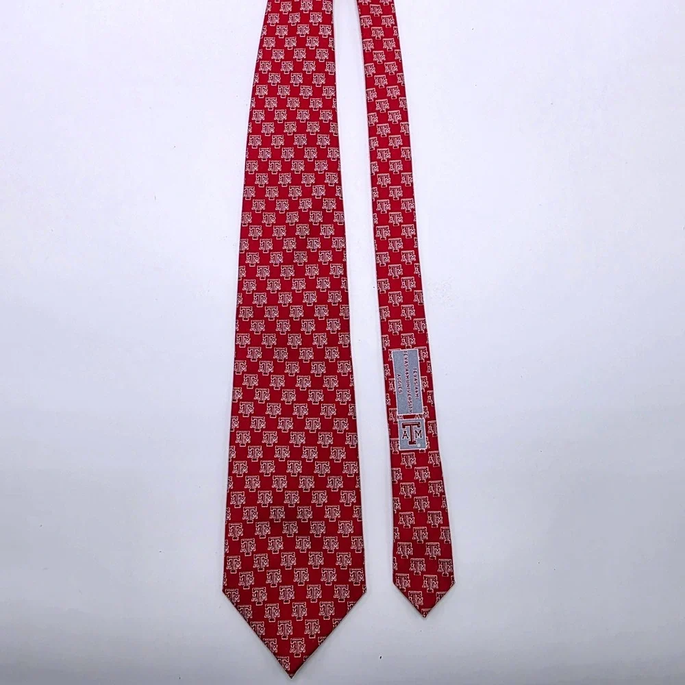 Vineyard Vines Texas A&M University Aggies Silk Tie Maroon Logo Made in USA Mens